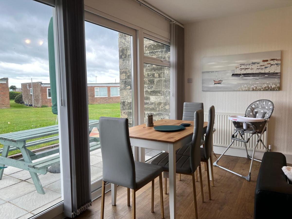 Chine Cottage Self-Catering Coastal Bungalow In Rural West Wight เฟรชวอเตอร์ ภายนอก รูปภาพ