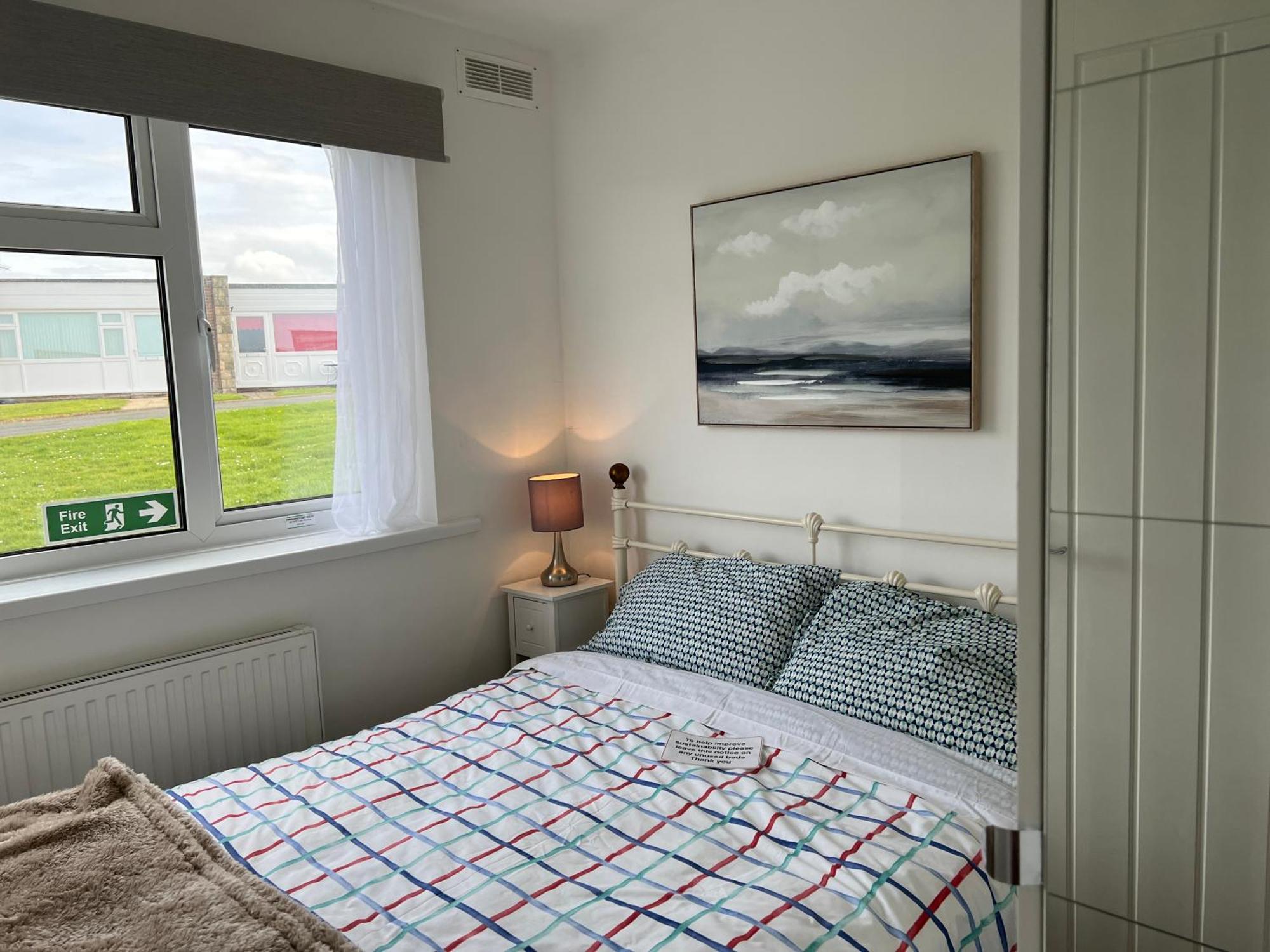 Chine Cottage Self-Catering Coastal Bungalow In Rural West Wight เฟรชวอเตอร์ ภายนอก รูปภาพ